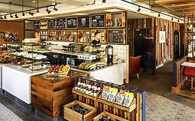 Ibis Cambridge Central Station